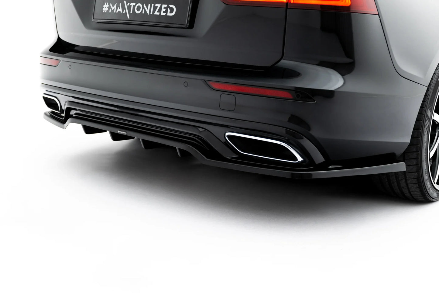 SPLITTER SUITABLE FOR VW GOLF 8 GTI GTD RLINE LOOK GLOSSY BLACK SPORTY DESIGN 