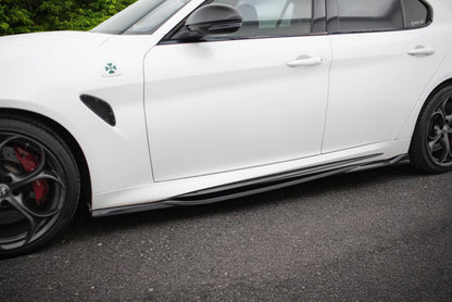 🔥Side Skirts Diffusers Alfa Romeo Giulia Quadrifoglio🔥