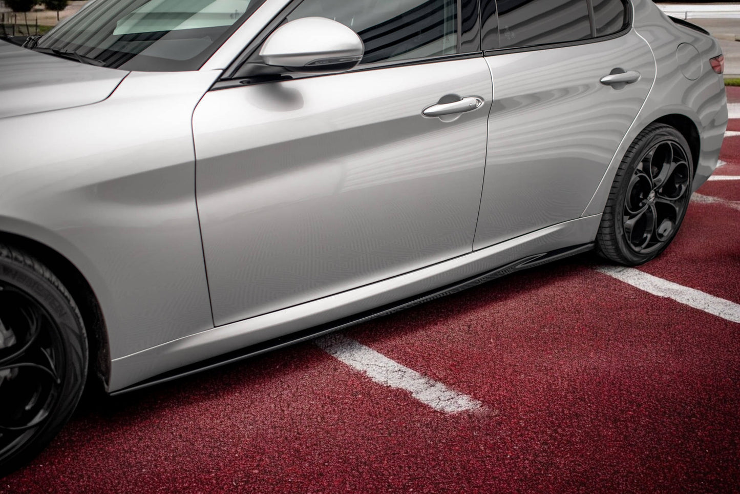 🔥Alfa Romeo Giulia Sport Side Skirts Diffusers🔥