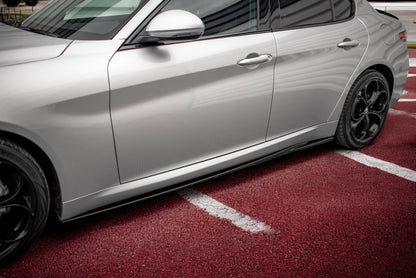🔥Alfa Romeo Giulia Sport Side Skirts Diffusers🔥