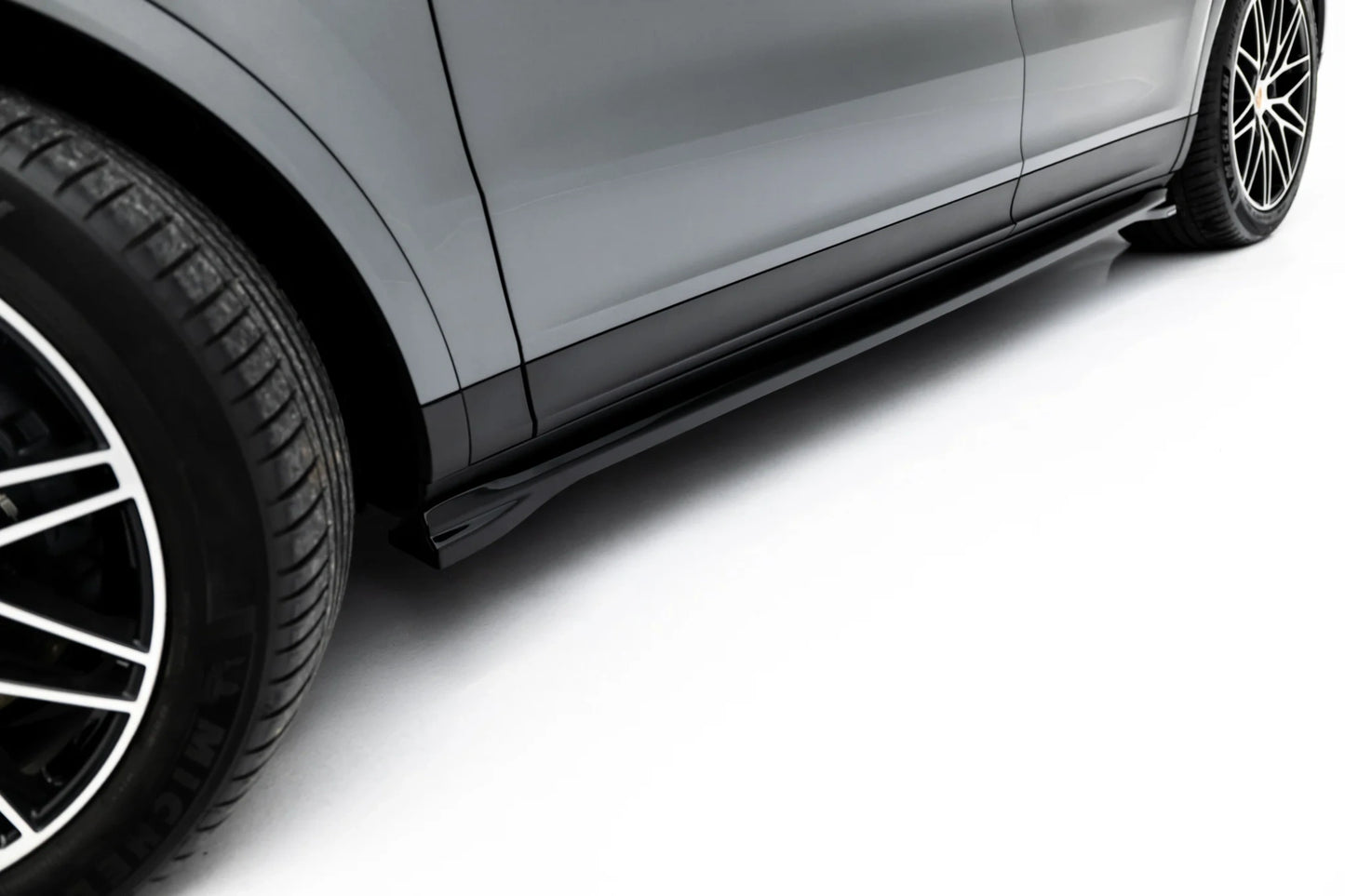 💫ART.8534 Sotto Minigonne V.1 per Porsche Cayenne SUV / Coupe Mk3 Facelift💫