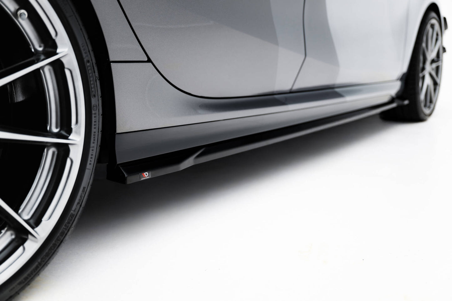 Minigonne Laterali Diffusori compatibili con V3 BMW M135i/1 M-Pack F70
