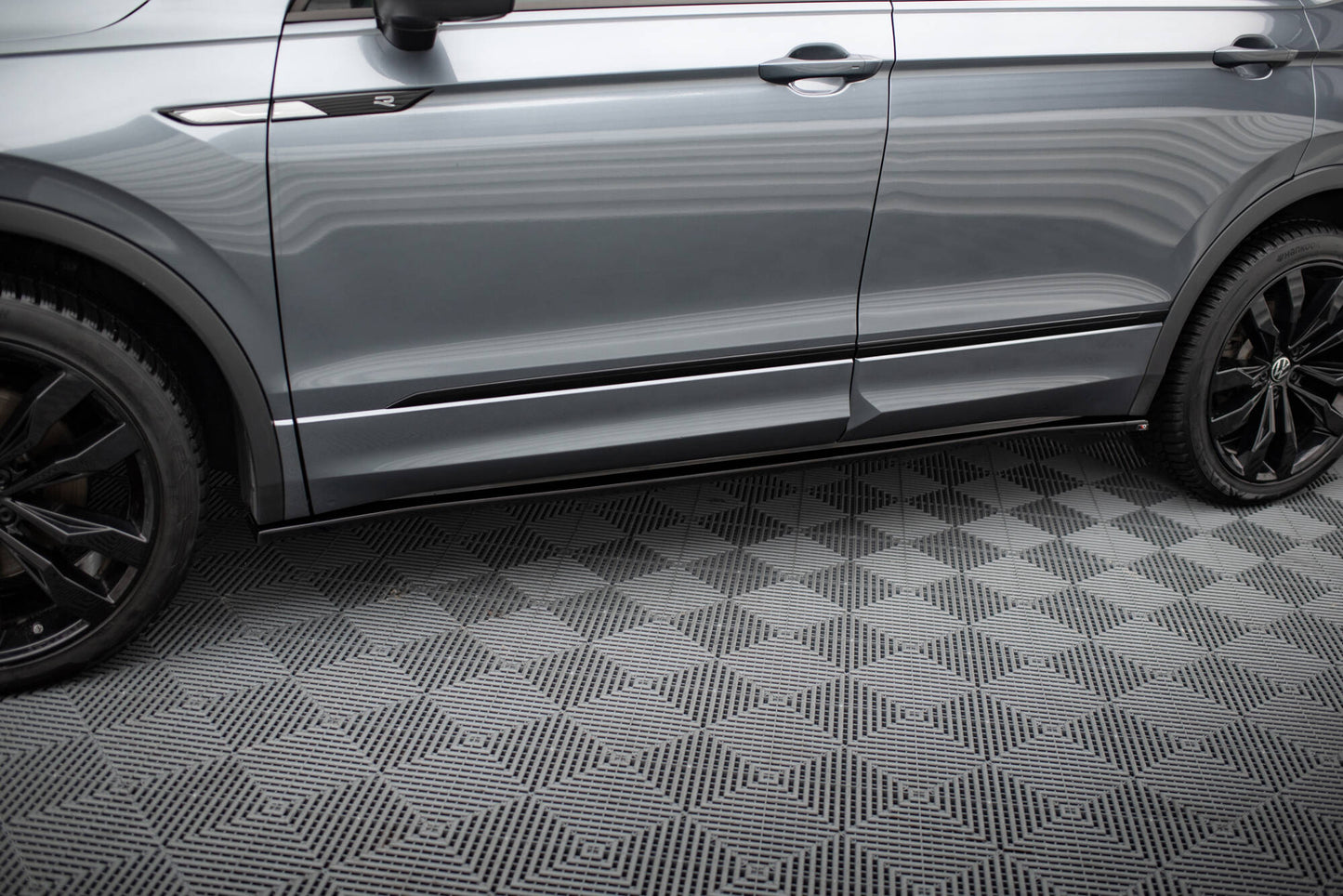 MINIGONNE LATERALI ADATTE PER VOLKSWAGEN TIGUAN ALLSPACE MK2