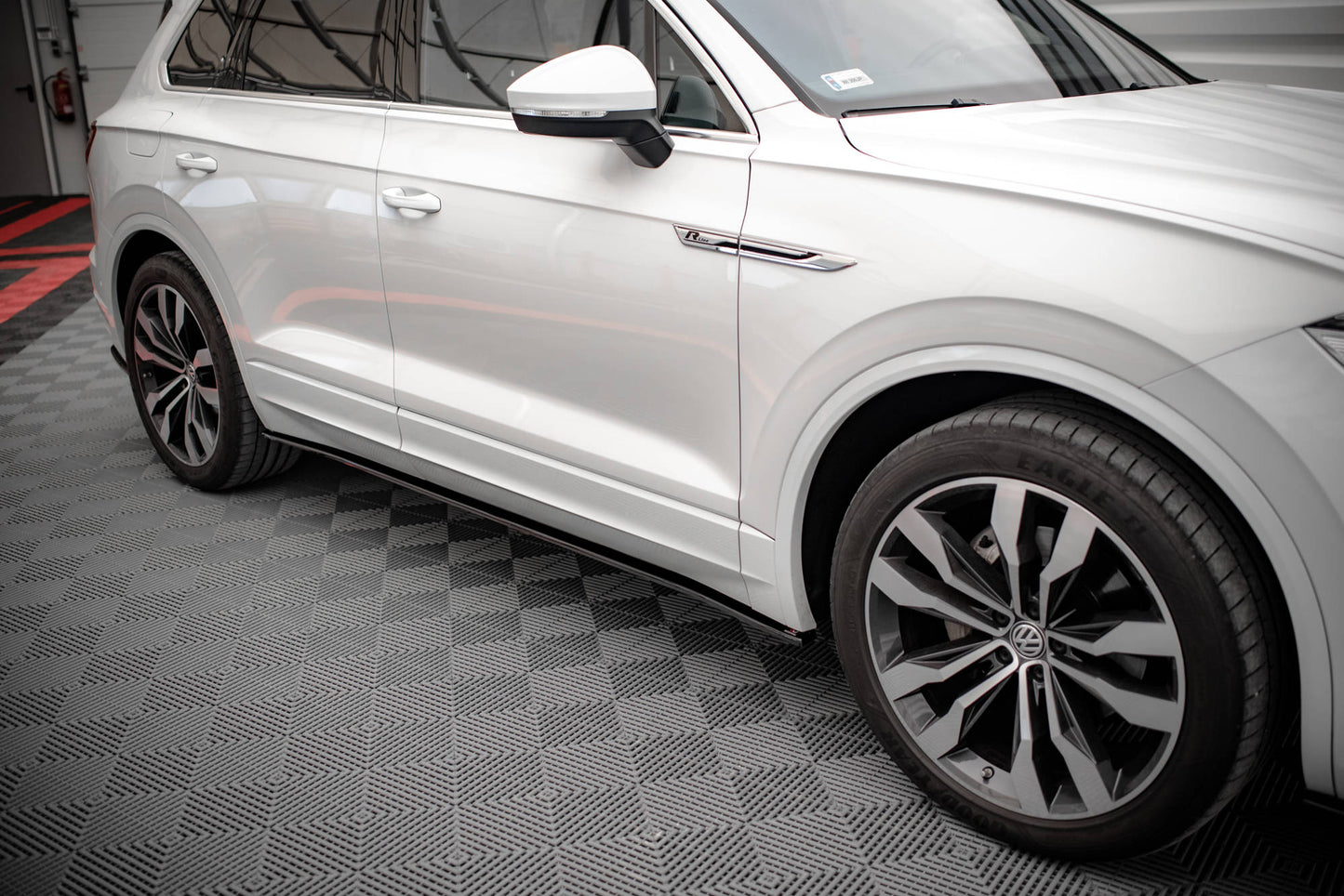 MINIGONNE LATERALI ADATTE PER VOLKSWAGEN TOUAREG R-LINE MK3