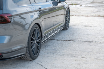 MINIGONNE LATERALI adatte per VOLKSWAGEN PASSAT R-LINE B8 2015-2019