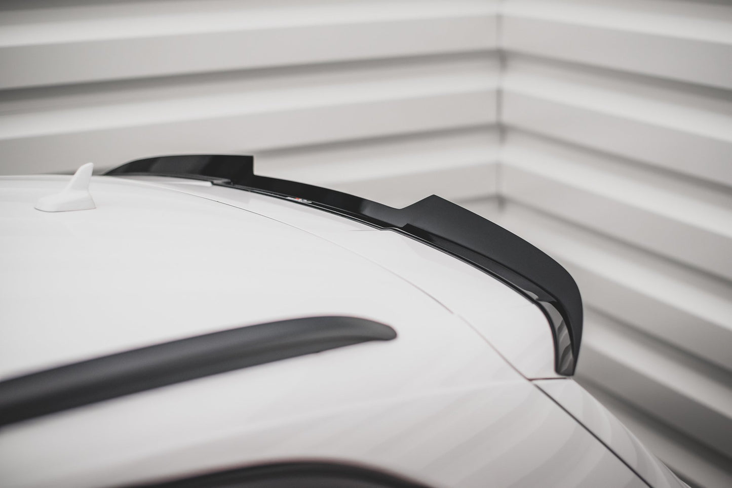 Roof Spoiler Compatible with Audi SQ5 Mk1 (8R)