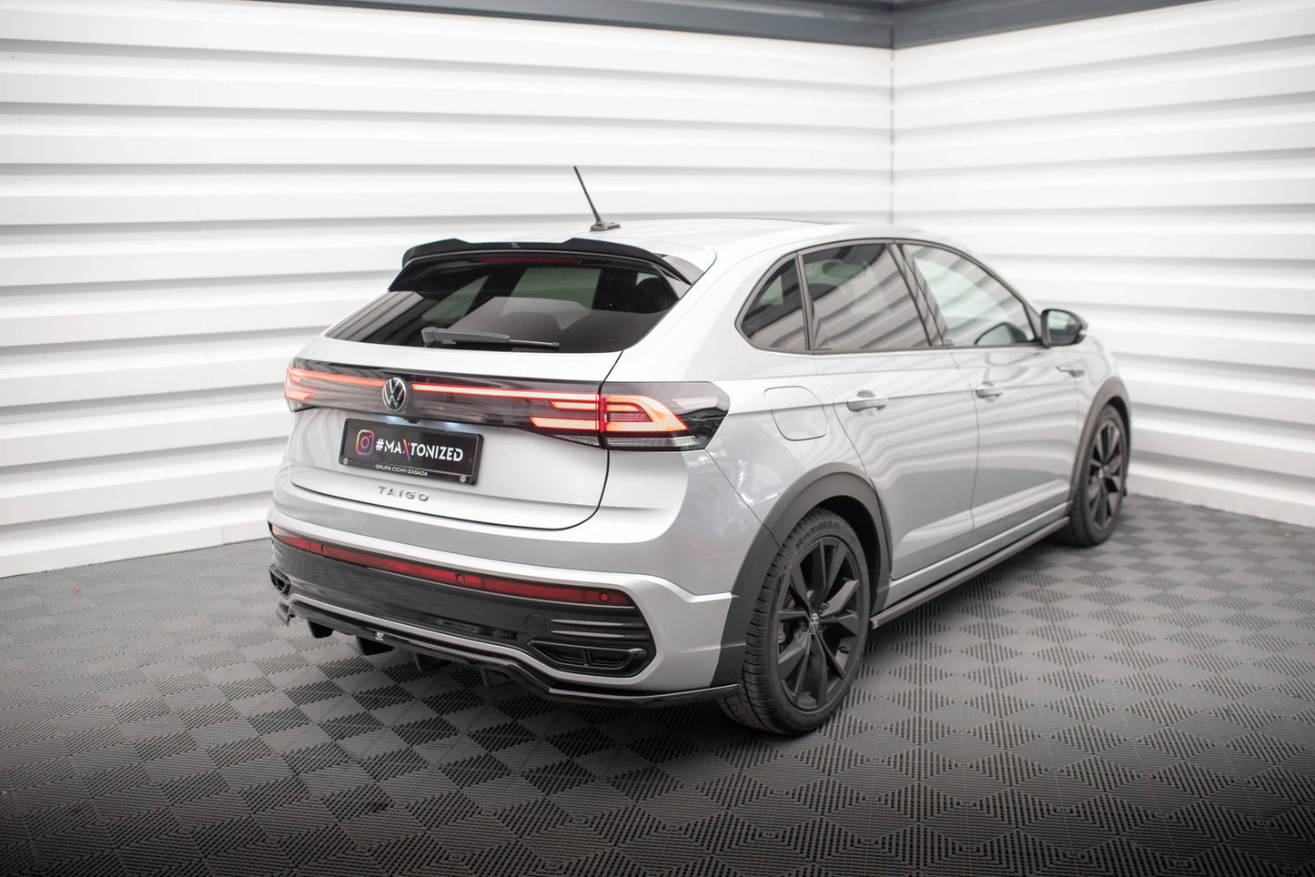 TAPPO SPOILER adatto per VOLKSWAGEN TAIGO R-LINE MK1