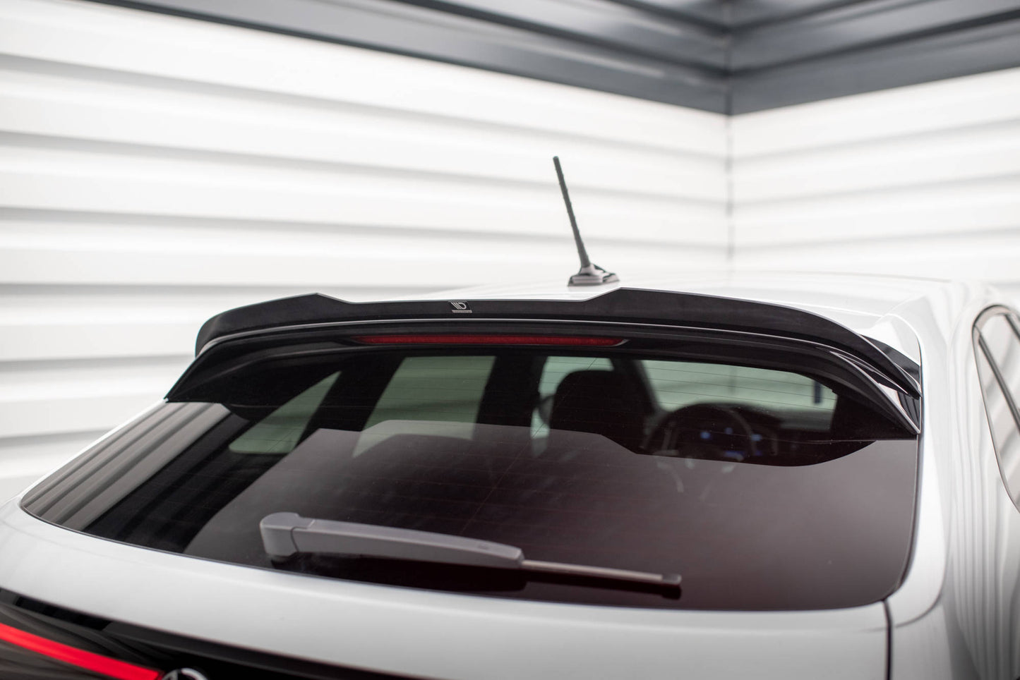 TAPPO SPOILER adatto per VOLKSWAGEN TAIGO R-LINE MK1