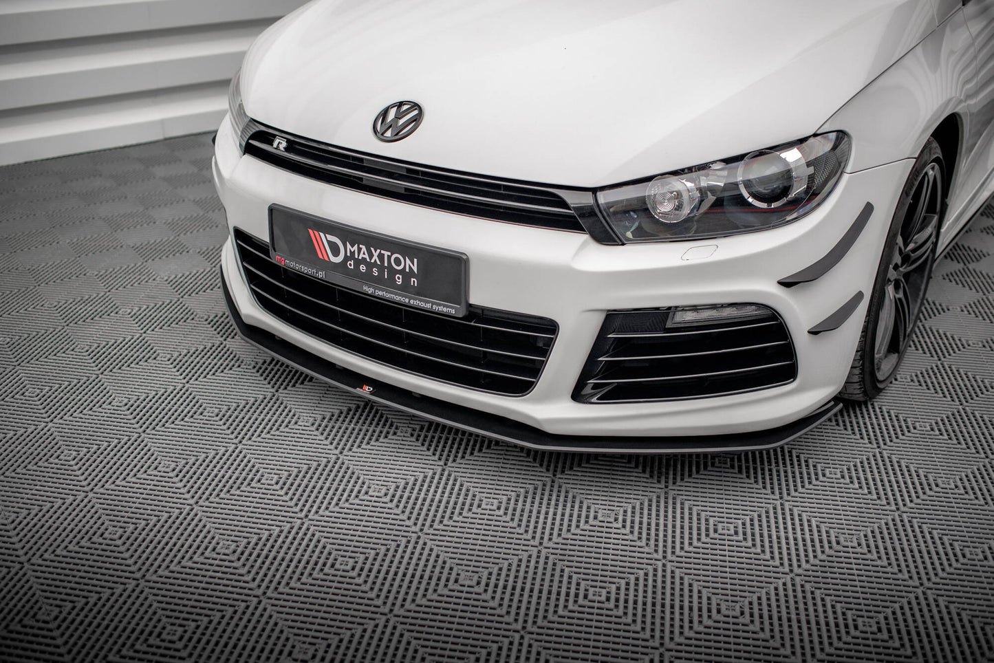 SPLITTER ANTERIORE STREET PRO adatto per VOLKSWAGEN SCIROCCO R MK3