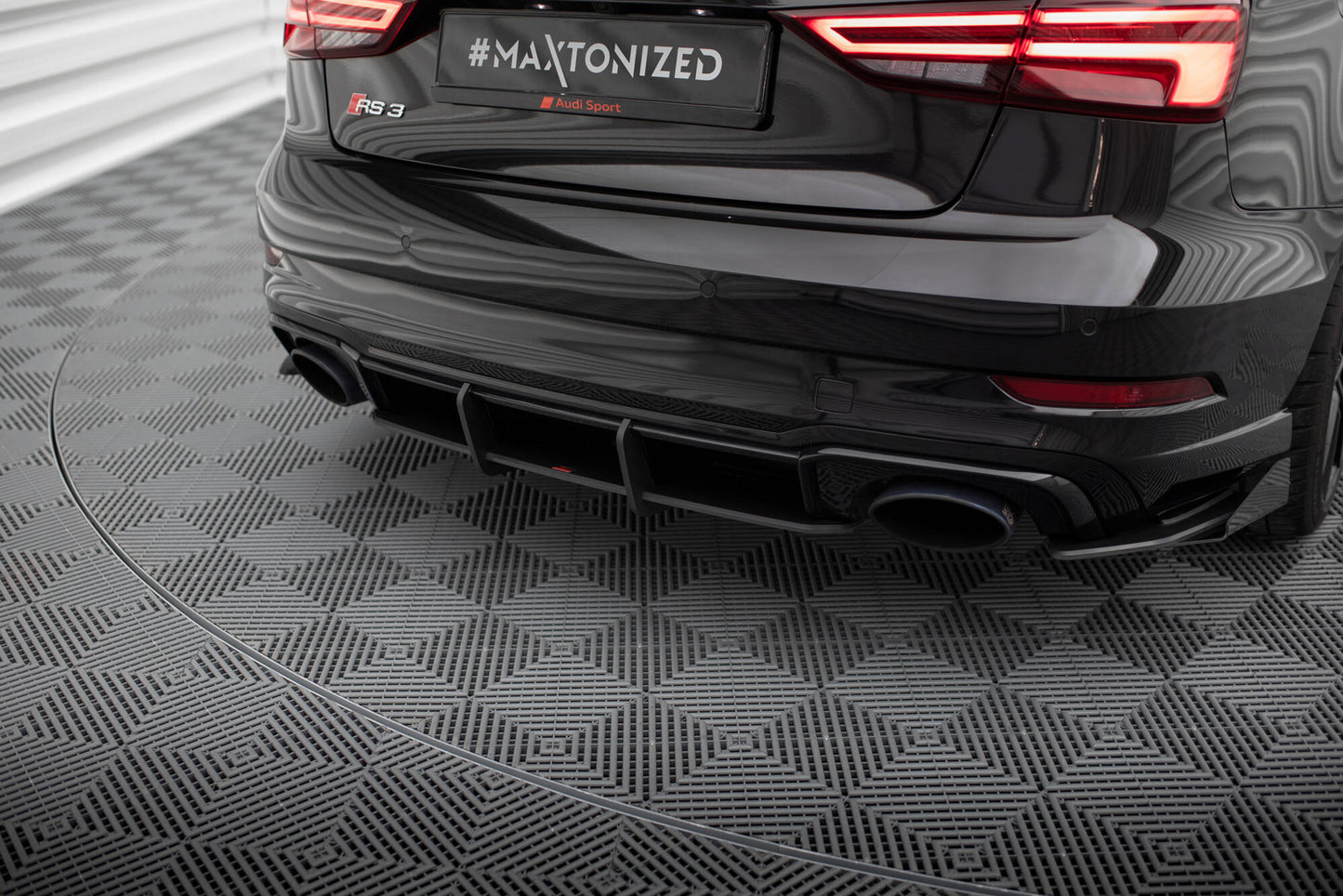 DIFFUSORE POSTERIORE STREET PRO adatto per AUDI RS3 BERLINA 8V LIFTING 2017-2020