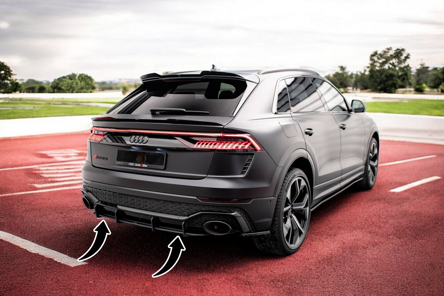 ⭐Diffusore posteriore nero luci  Street Pro adatto per Audi RSQ8 Mk1⭐