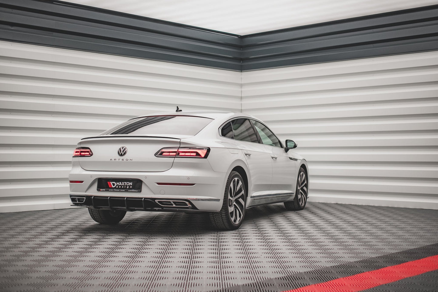 STREET PRO DIFFUSORE POSTERIORE ADATTO PER VOLKSWAGEN ARTEON R-LINE FACELIFT 2020-