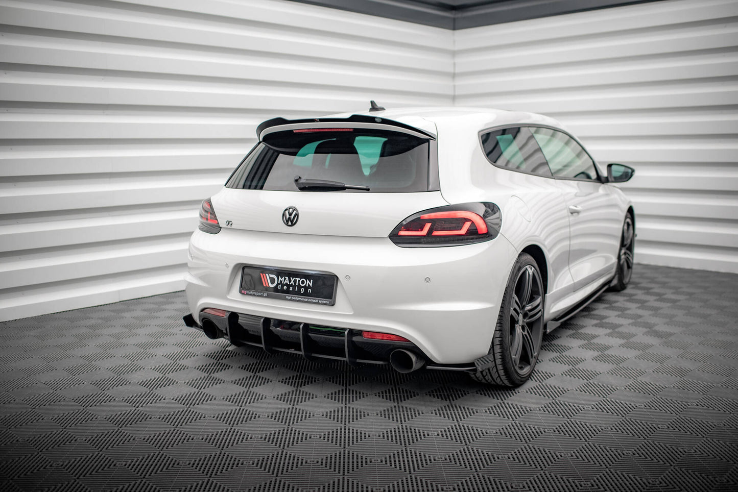 STREET PRO DIFFUSORE POSTERIORE adatto per VOLKSWAGEN SCIROCCO R MK3