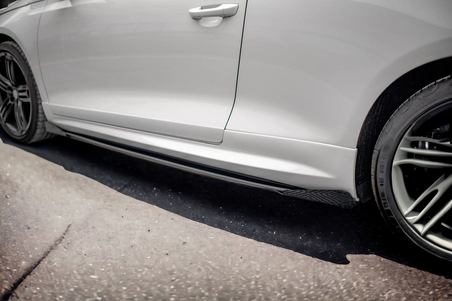 STREET PRO SIDE SKIRTS + FLAPS VOLKSWAGEN SCIROCCO R MK3 
