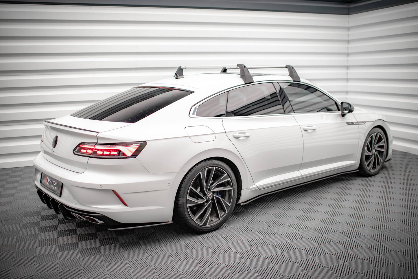 STREET PRO MINIGONNE LATERALI adatte per V.2 VOLKSWAGEN ARTEON R / R-LINE FACELIFT 2020-