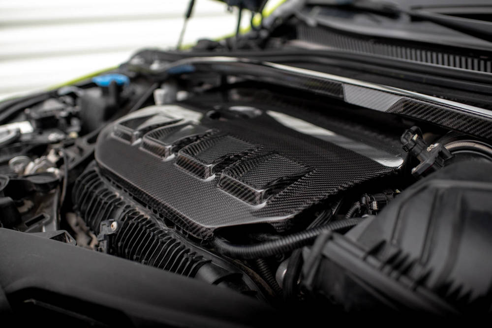 COPERCHIO MOTORE CARBONIO ADATTO PER  BMW 1 F40 M135I  (2019 - )