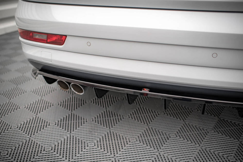 SPLITTER POSTERIORE CENTRALE (CON BARRE VERTICALI) adatto compatibile per AUDI Q3 8U FACELIFT