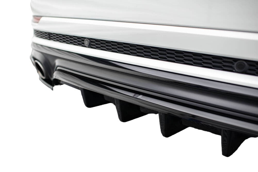 REAR CENTRE SPLITTER (WITH VERTICAL BARS) SUITABLE FOR AUDI SQ8 MK1