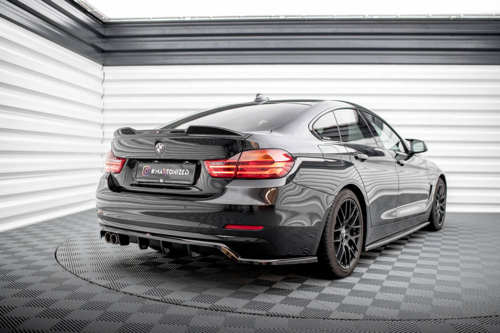 SPLITTER POSTERIORE CENTRALE (CON BARRE VERTICALI) ADATTO PER BMW 4 GRAN COUPÉ F36  (2014-2017)