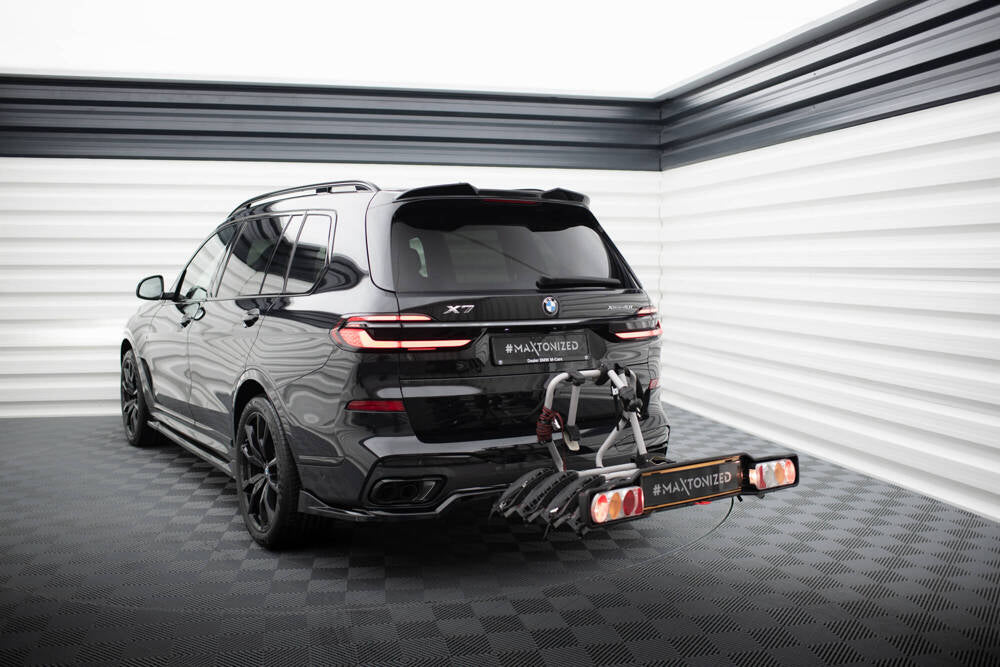 SPLITTER POSTERIORE CENTRALE (CON BARRE VERTICALI) ADATTO COMPATIBILE PER BMW X7 M-PACK G07 FACELIFT ( 2022 - )