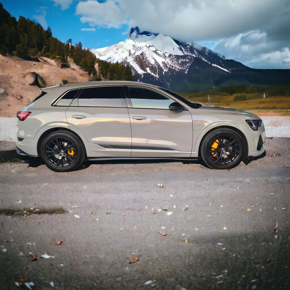 SIDE SKIRTS SUITABLE FOR AUDI E-TRON S-LINE