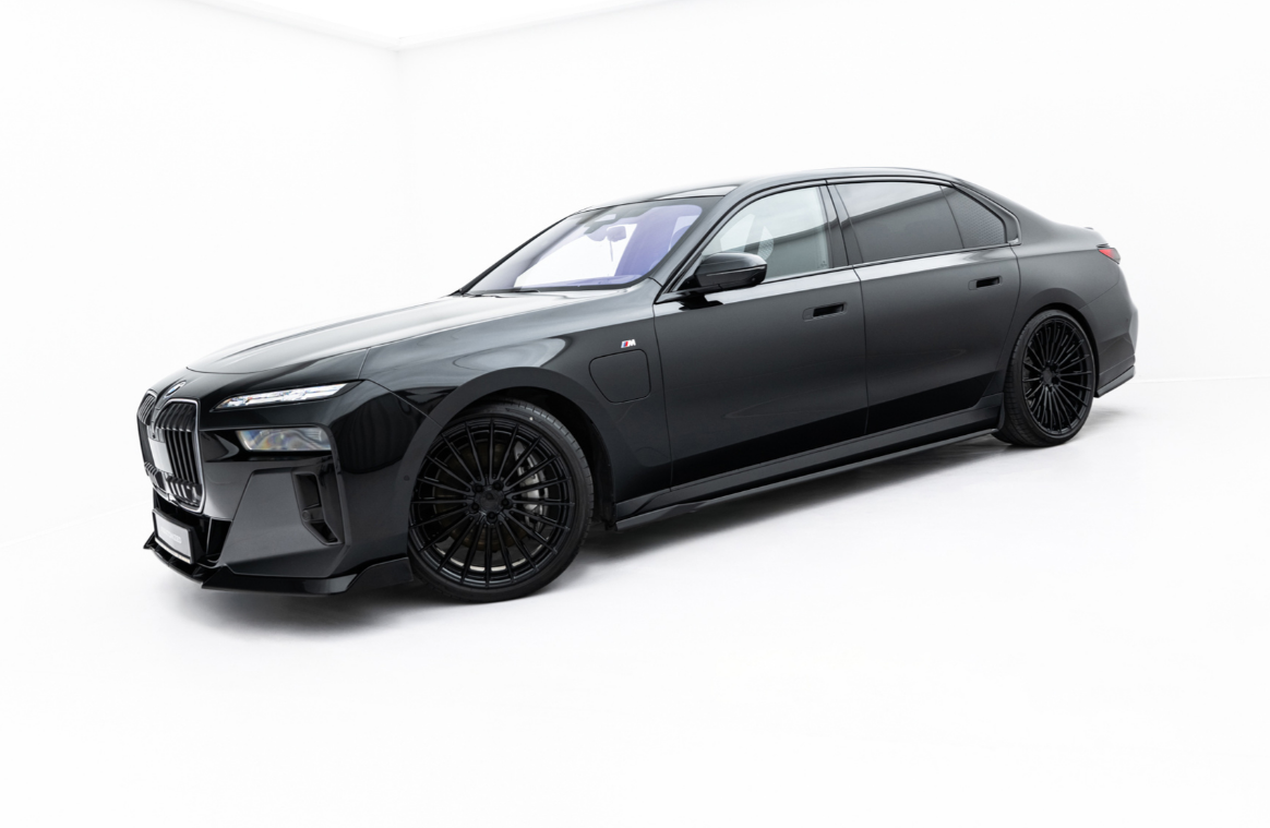 💕Bodykit V.2 BMW 740d / 740i M-Pack G70💕