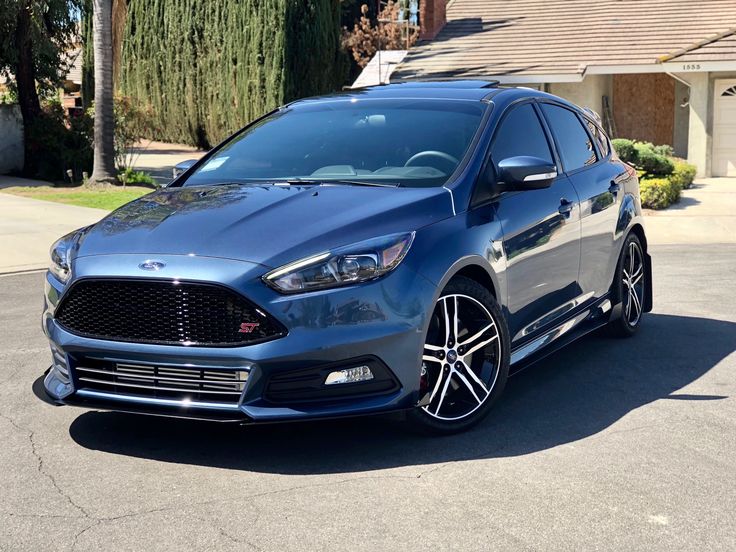 ART.5156 PARAURTI ANTERIORI FORD FOCUS MK3 15-18 SPORT ST