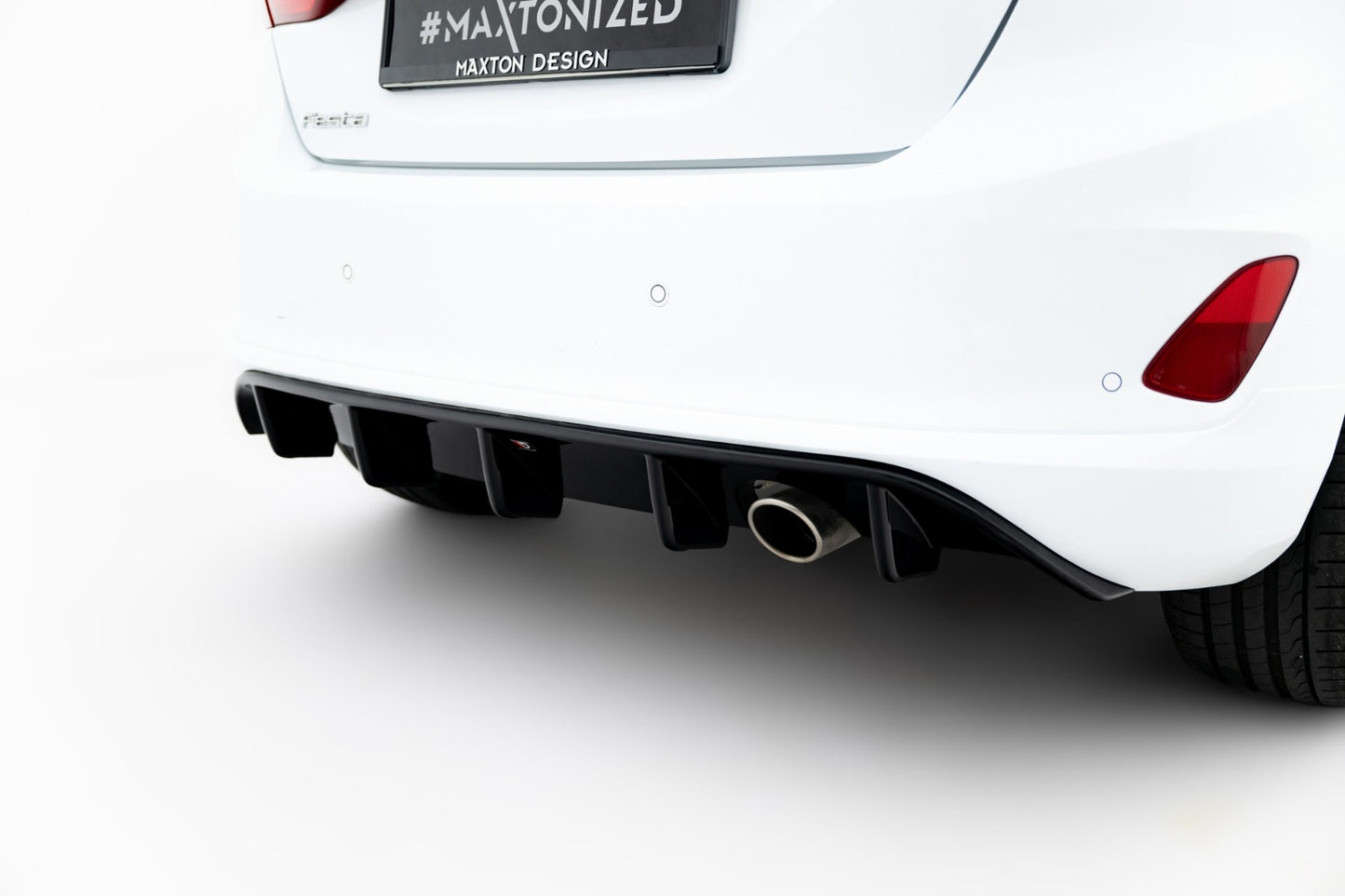 DIFFUSORE POSTERIORE PER Ford Fiesta Mk8 ST-Line 2017-2024 - NERO LUCIDO