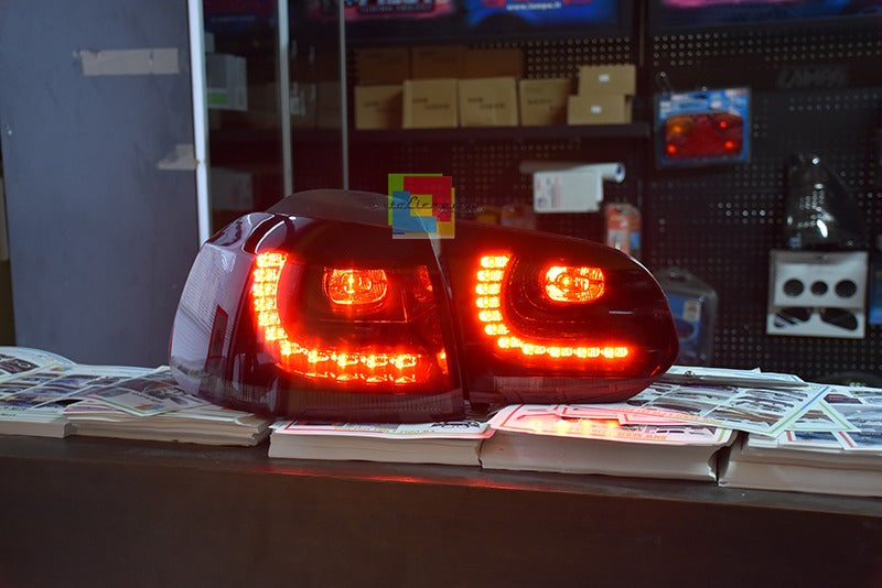 Fanali posteriori Full LED adatti per VW Golf 6 VI (2008-2013) R20 Design Red Sm