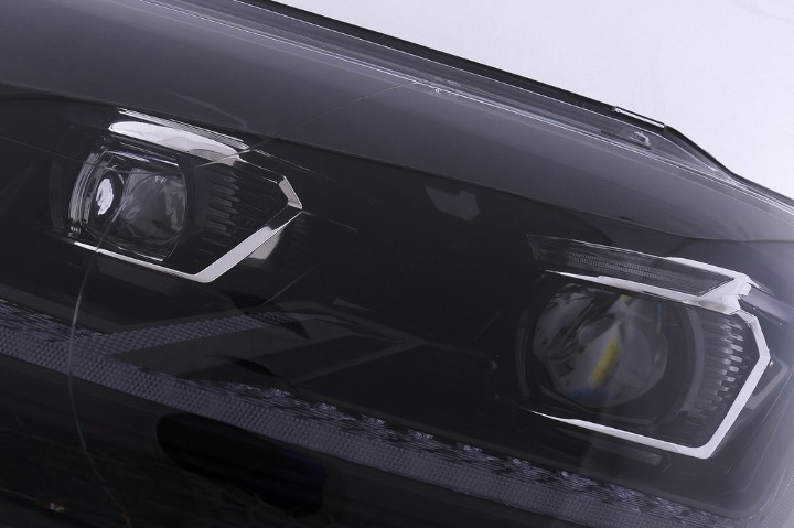 💫ART.3304 Fari DRL VW Transporter/Caravelle Multivan T5.1 Facelift 2010-2015💫