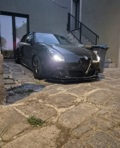 💕ART.1842  SPLITTER  ALFA ROMEO GIULIETTA 2010-2020 NERO LUCIDO💕