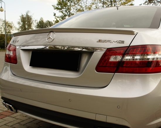 💫ART.7056 Spoiler Posteriore per Mercedes E-Class (W212) Sedan 2009-2016💫