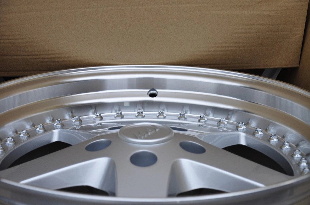 ALLOY WHEEL 18" Suitable for VW BMW CADILLAC CHEVROLET HONDA LAND ROVER LEXUS MINI OPEL SAAB