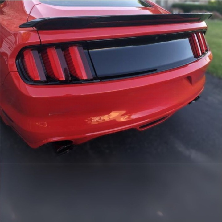 ART.3221   Pannello del coperchio di ricambio FORD MUSTANG 15-23