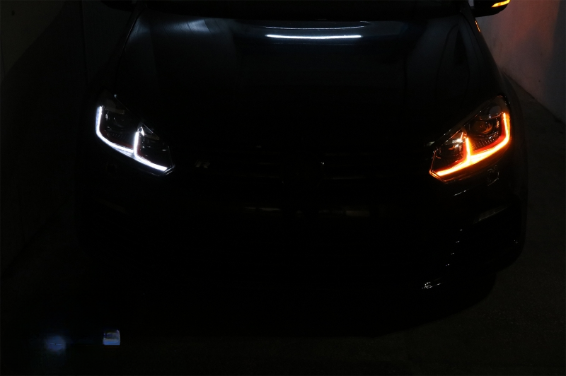 Fari a LED adatti per VW Golf 6 VI (2008-2013) con Facelift G7.5 GTI Look Red