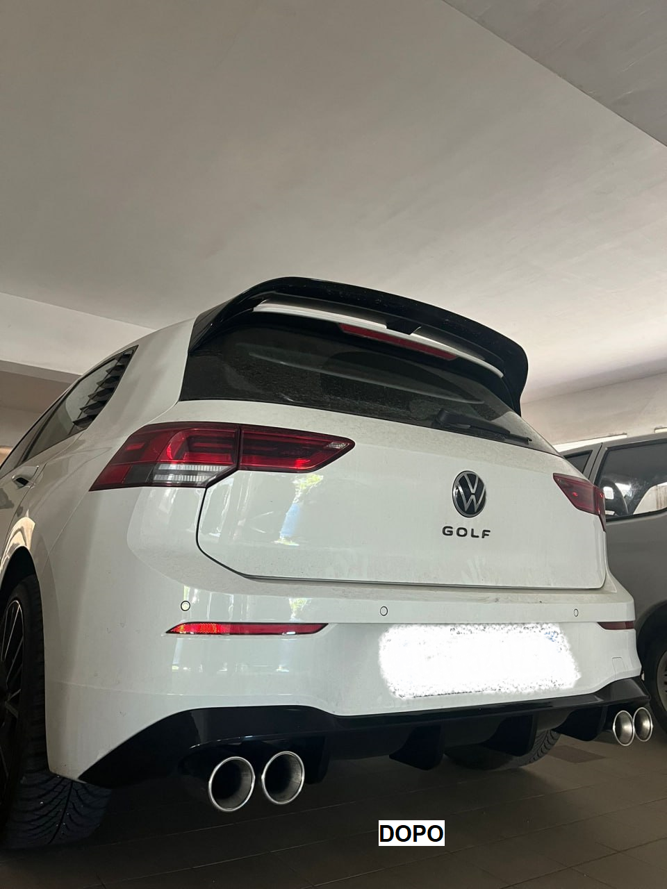 PARAURTI POSTERIORE ADATTO PER VW GOLF 8 2020+ LOOK GOLF 8 R DESIGN SPORTIVO