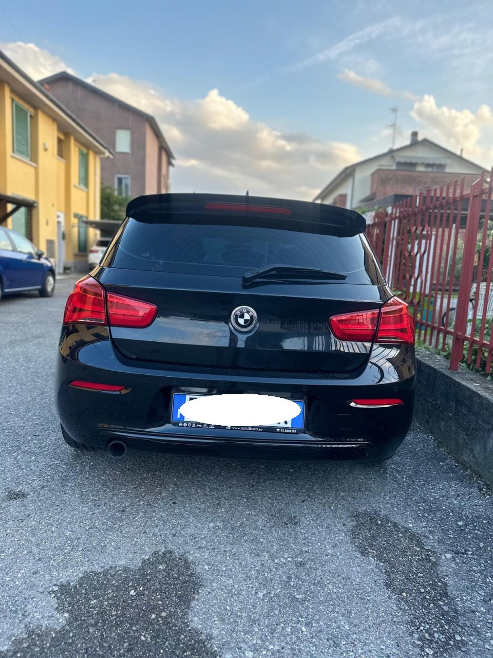 SPOILER POSTERIORE SUL TETTO BMW SERIE 1 F20 F21 2011-2019 NERO LUCIDO