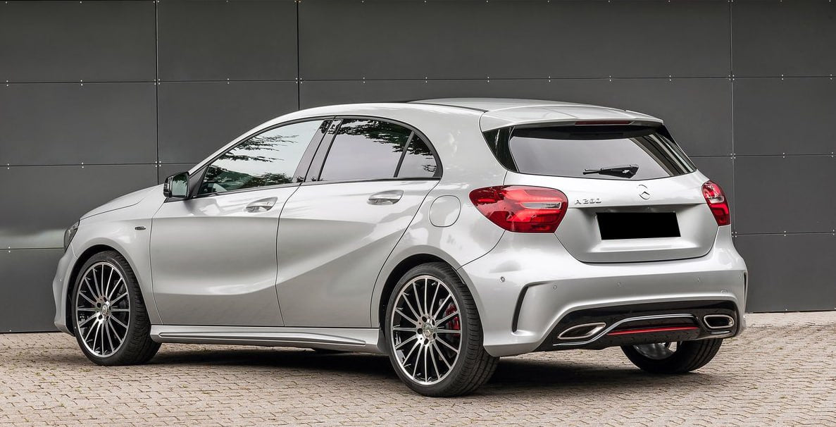 ART. 1221 PARAURTI POSTERIORE MERCEDES  CLASSE A W176 2012-2018 LOOK AMG