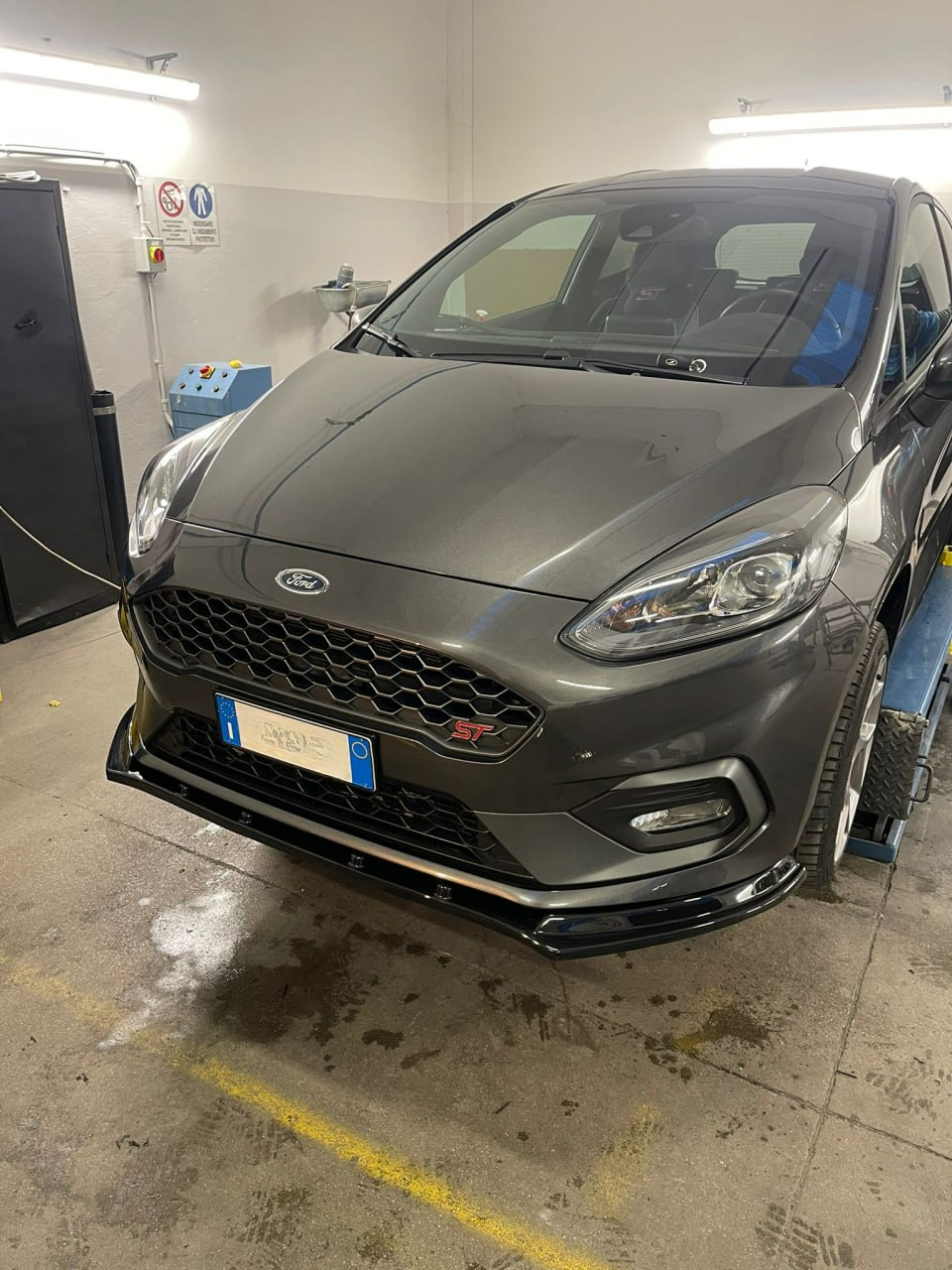 ALA AGGIUNTIVA SPOILER PER FORD FIESTA MK8 VIII ST ST-LINE 2017-2021 NERO LUCIDO