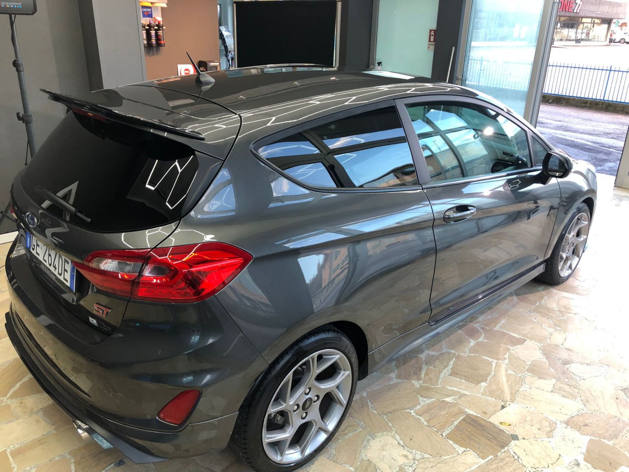ALA AGGIUNTIVA SPOILER PER FORD FIESTA MK8 VIII ST ST-LINE 2017-2021 NERO LUCIDO
