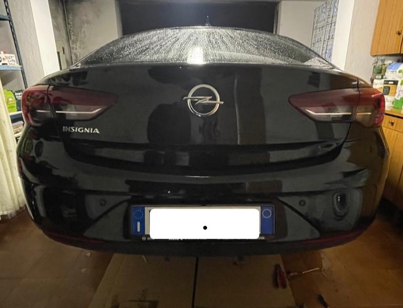 ✨0435 DIFFUSORE POSTERIORE ADATTO PER OPEL INSIGNIA B 2018+ LOOK NERO LUCIDO✨