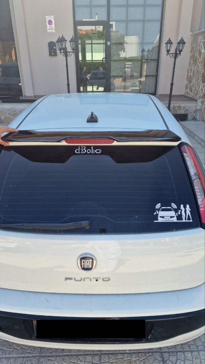 FIAT GRANDE PUNTO PUNTO EVO SPOILER SUL TETTO ALETTONE SPORTIVO NERO LUCIDO 0268