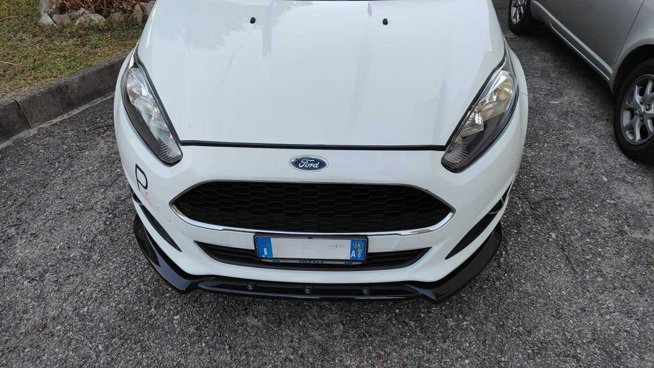 SPLITTER ADATTO PER FORD FIESTA MK7 FL 2012-2017 STANDARD LOOK NERO LUCIDO