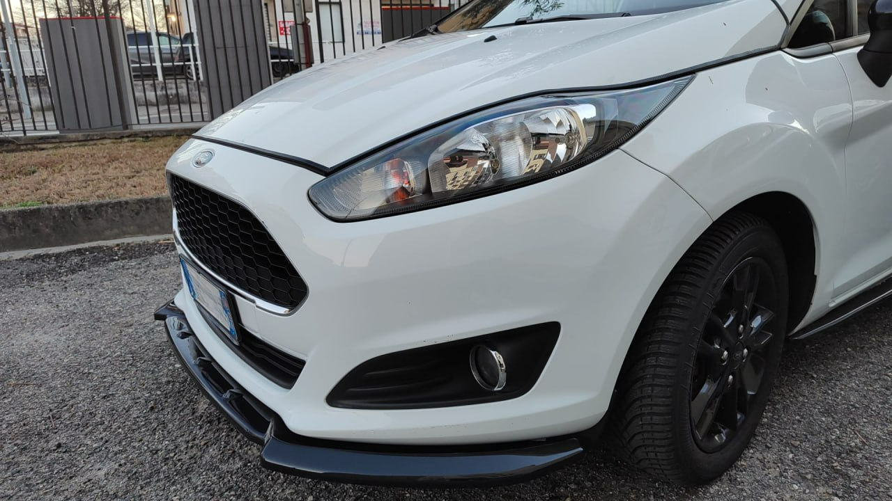 SPLITTER ADATTO PER FORD FIESTA MK7 FL 2012-2017 STANDARD LOOK NERO LUCIDO