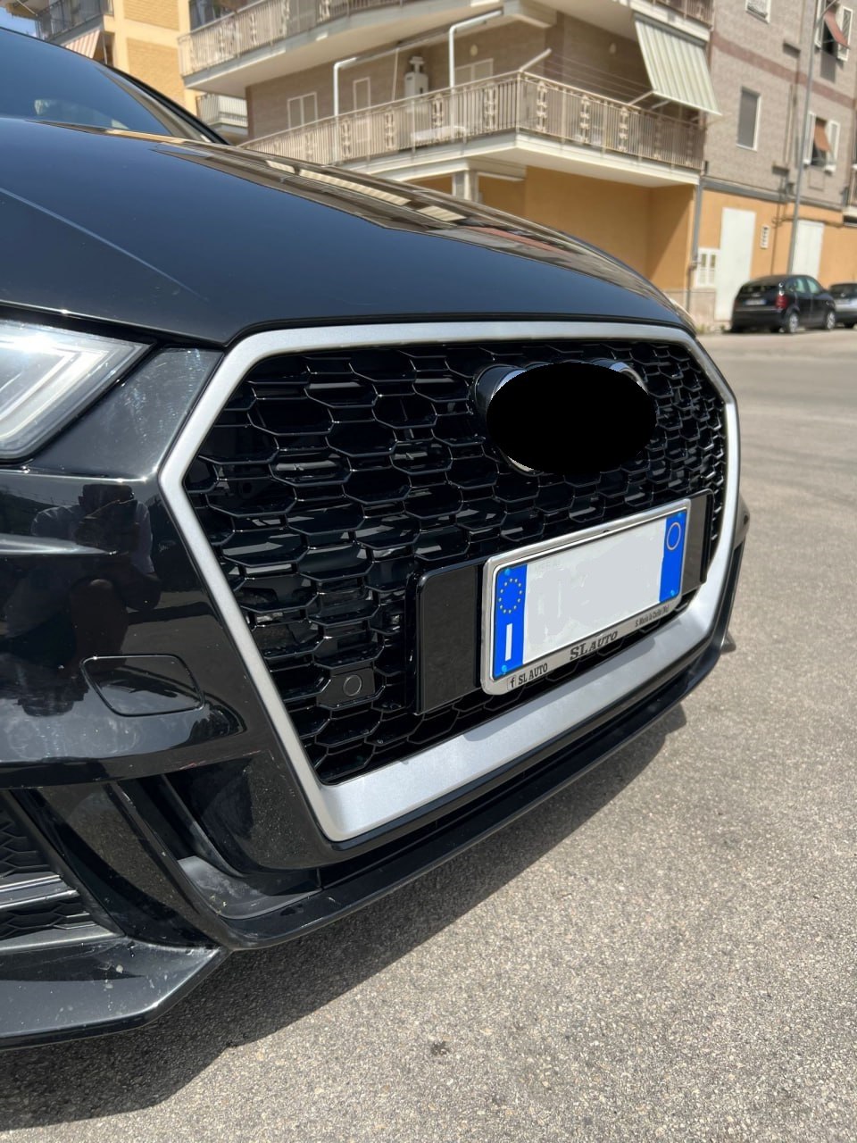 GRIGLIA ANTERIORE AUDI A3 8V 2016-2019 CALANDRA RS3 NIDO D'APE BORDO SATINATA ..