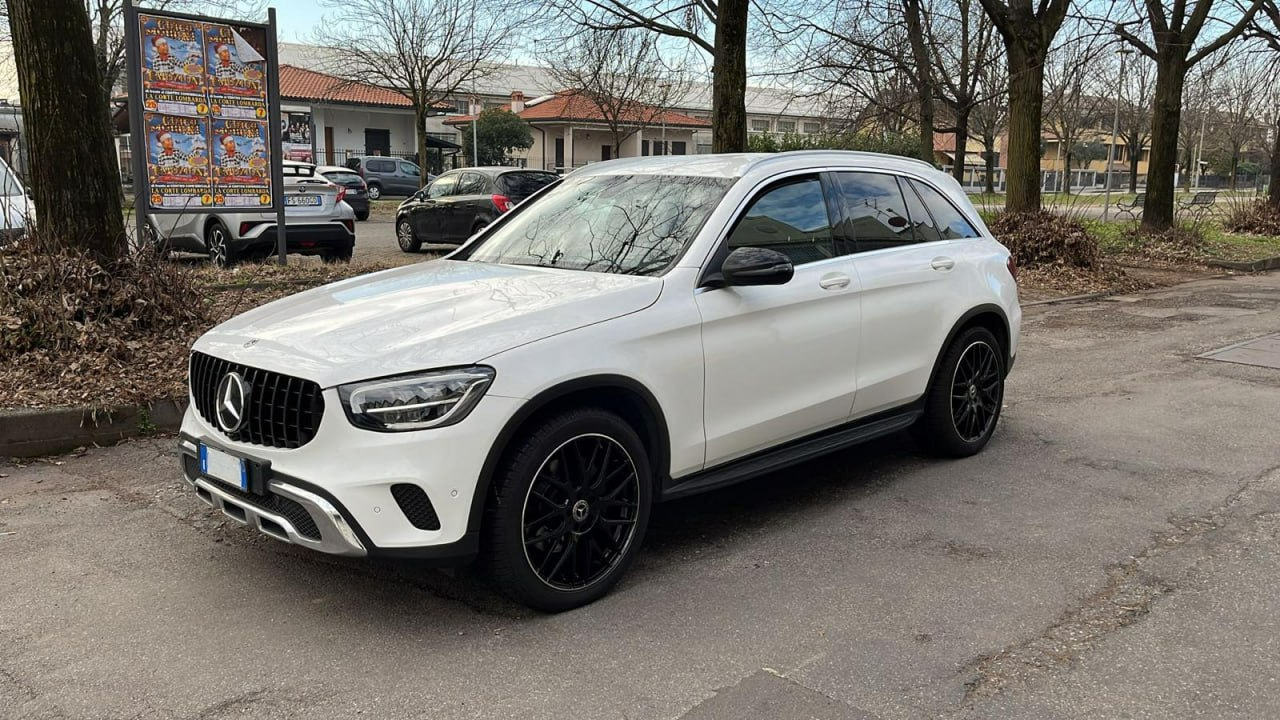 PEDANE LATERALI SOTTOPORTA PER MERCEDES GLC X253 C253 2020+ ALLUMINIO NERO AMG 0