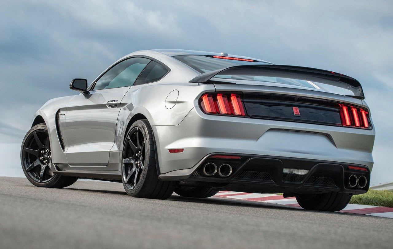 SPOILER ADATTO PER FORD MUSTANG COUPE 2014-2020 LOOK GT PERFORMANCE NERO LUCIDO