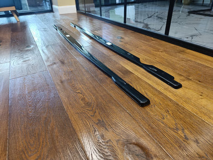 SOTTO MINIGONNE ADATTO PER GOLF 8 2020+ R NERO LUCIDO