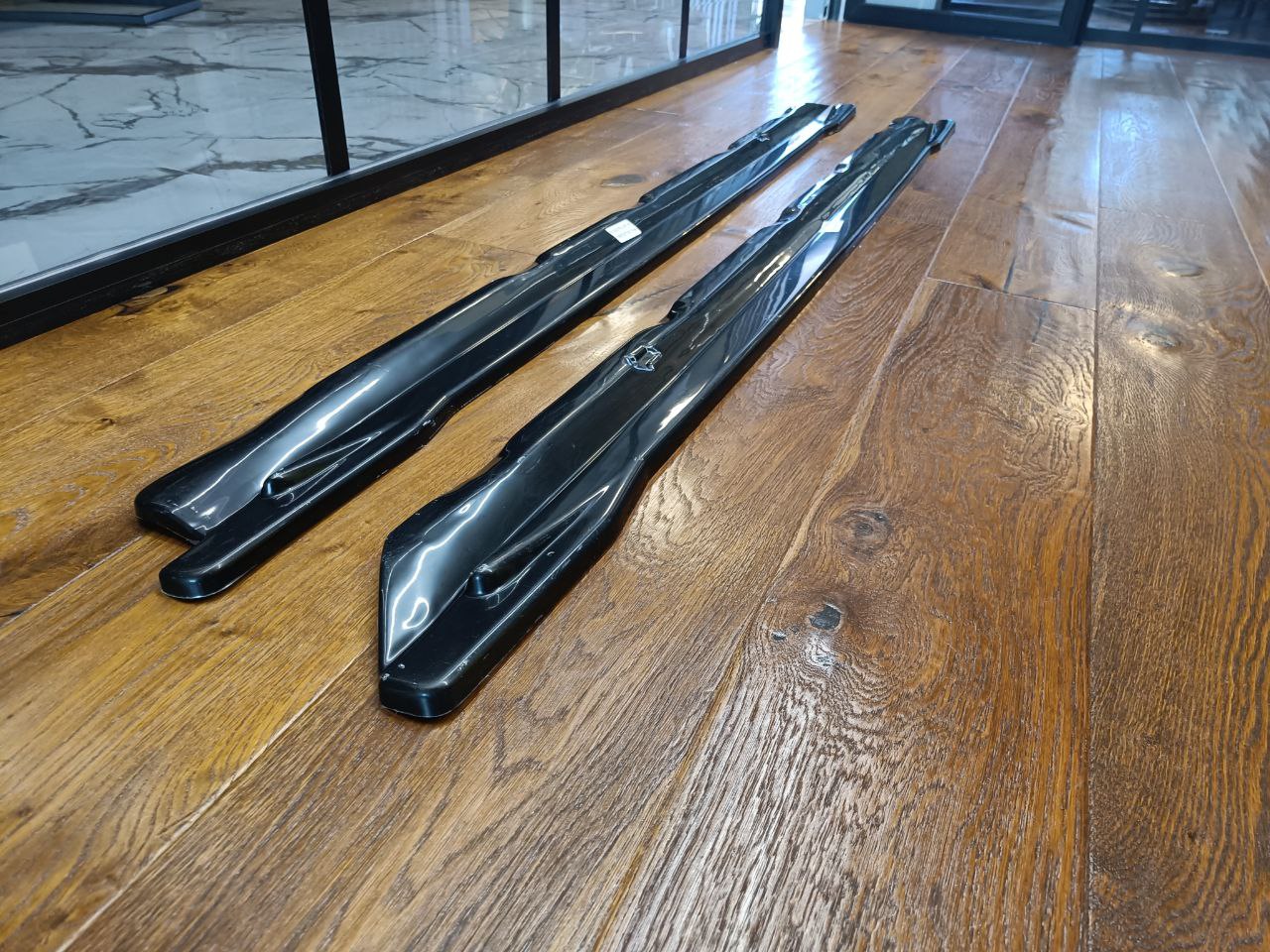 UNDER SKIRTS SUITABLE FOR ASTRA L 2020+ R GLOSSY BLACK