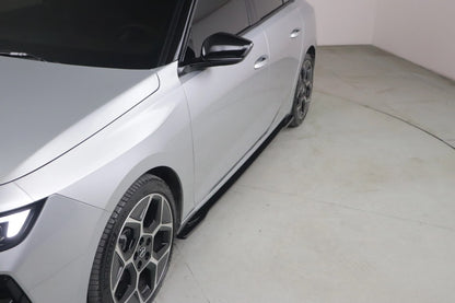 UNDER SKIRTS SUITABLE FOR ASTRA L 2020+ R GLOSSY BLACK